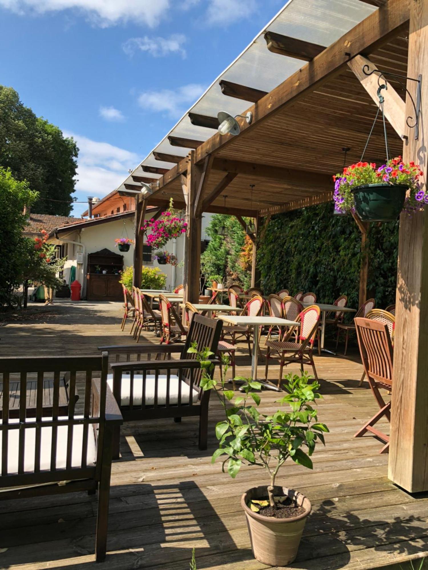 Logis Hotel & Restaurant Linca Linxe Eksteriør bilde